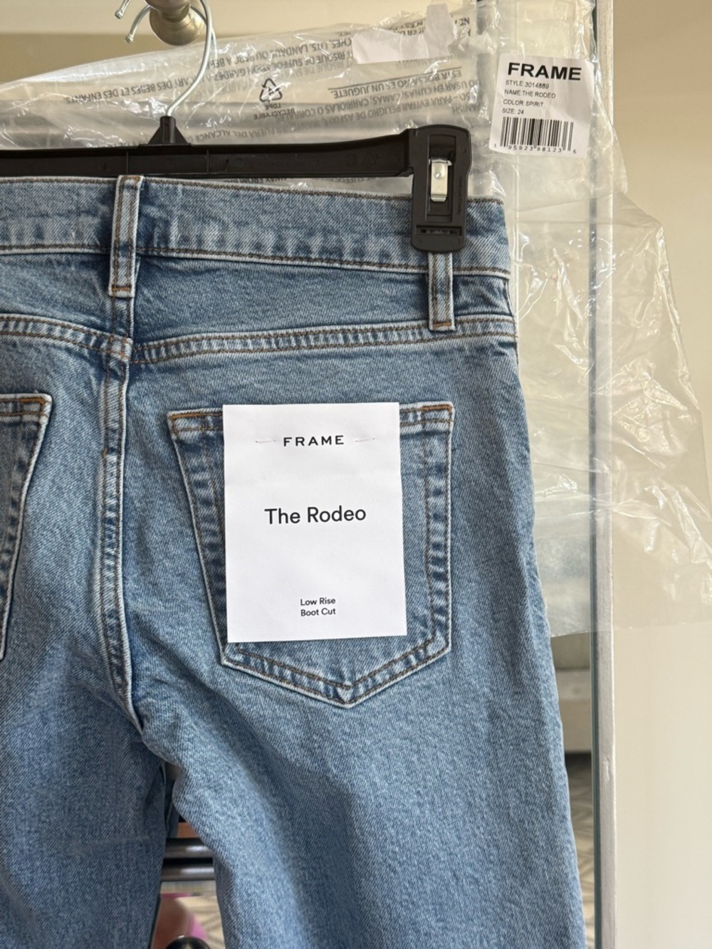 NWT 🩵Frame🩵 THE RODEO ~ Low Rise/Boot Cut - Picture 5 of 13